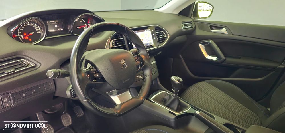 Peugeot 308 SW 1.5 BlueHDi Style - 15