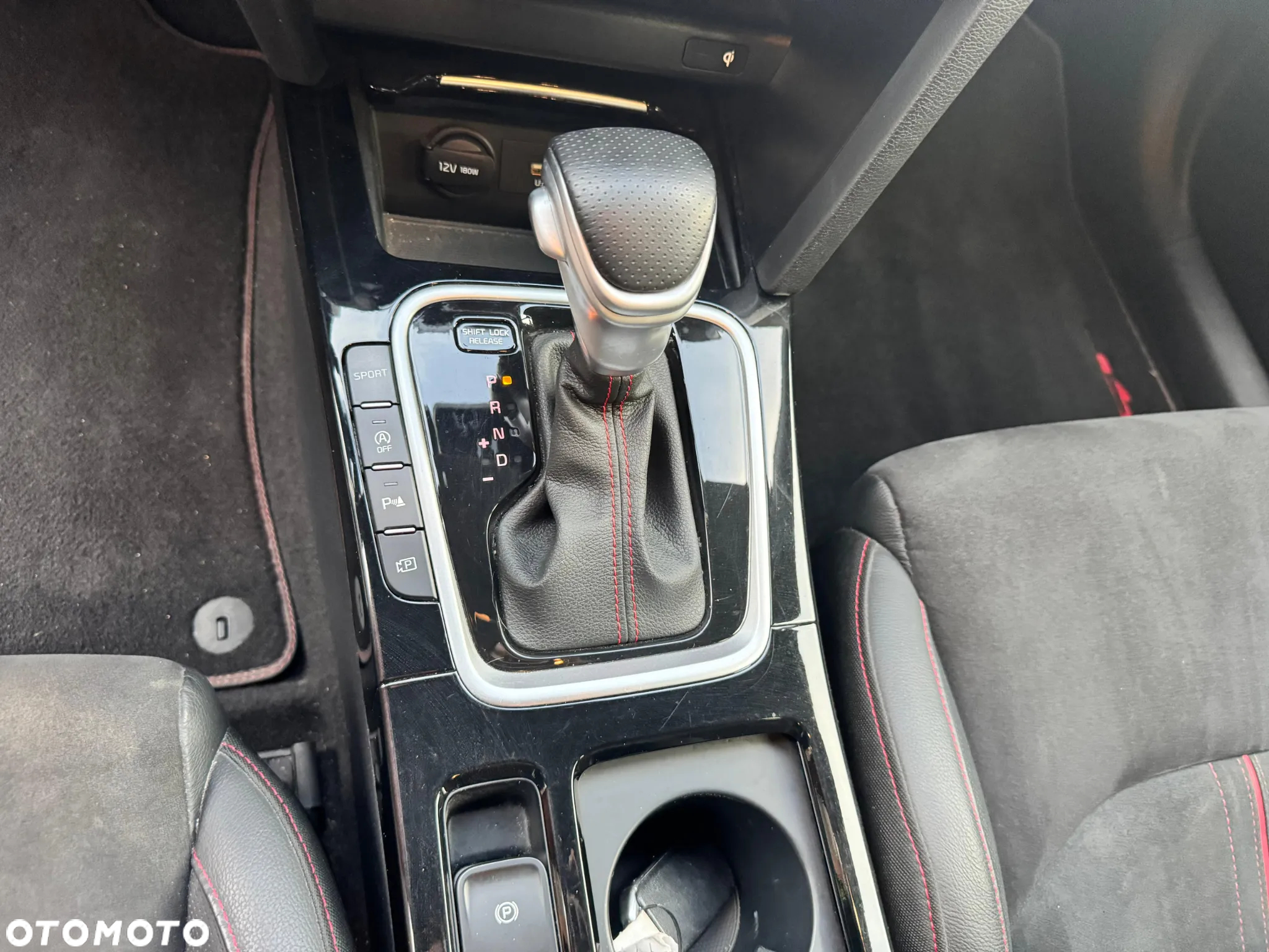 Kia ProCeed 1.6 T-GDI GT DCT - 21