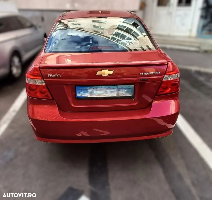Chevrolet Aveo - 4