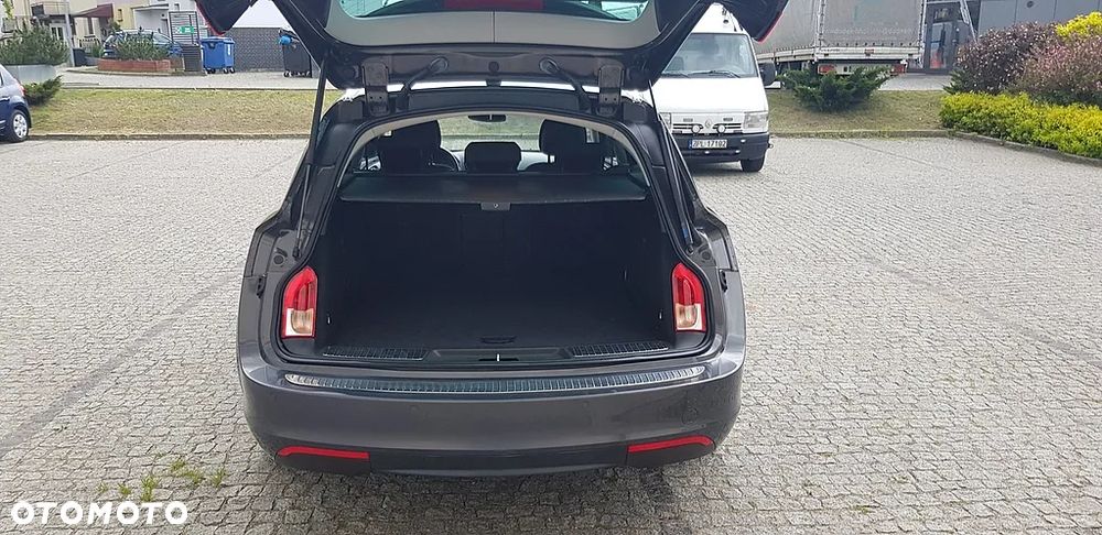 Opel Insignia 2.0 CDTI Cosmo ecoFLEX S&S - 12