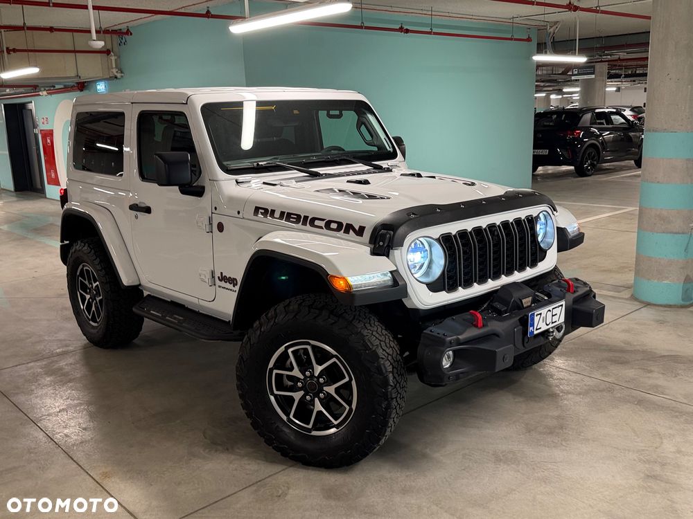 Jeep Wrangler - 1