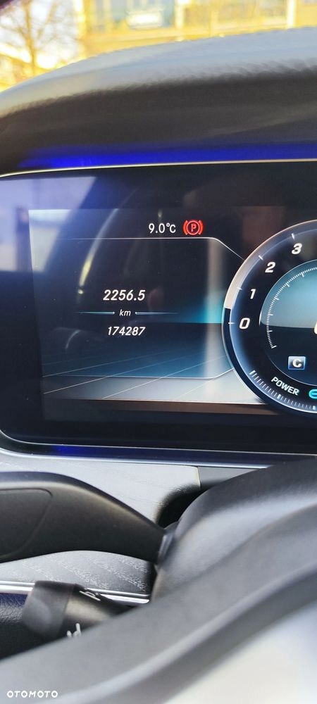 Mercedes-Benz CLS 450 4-Matic AMG - 19