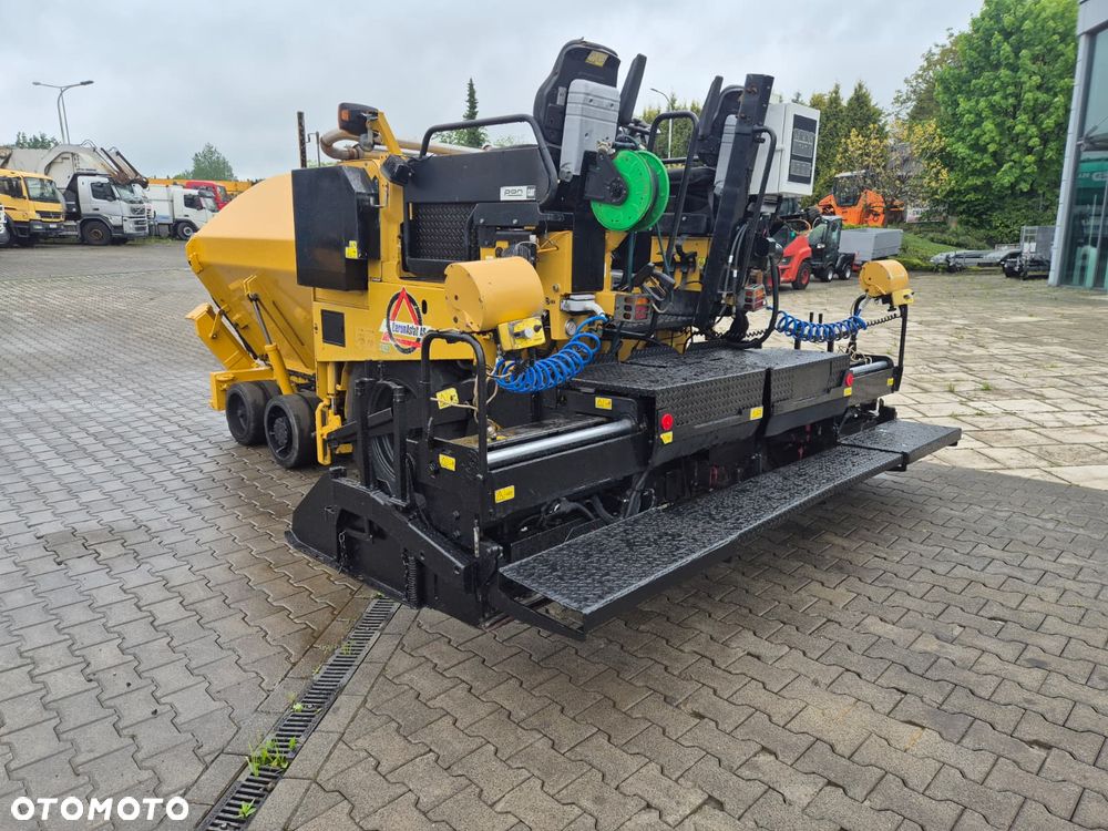Caterpillar AP 300 / ROZŚCIEŁACZ DO ASFALTU / SERWISOWANY / 1WŁ / WIBRACJE + PODGRZEWANY STÓŁ / MOŻLIWOŚĆ TRANSPORTU - 11