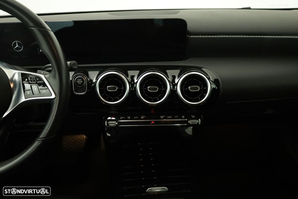 Mercedes-Benz A 250 e - 9