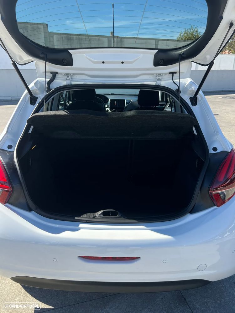 Peugeot 208 1.2 PureTech Style - 9
