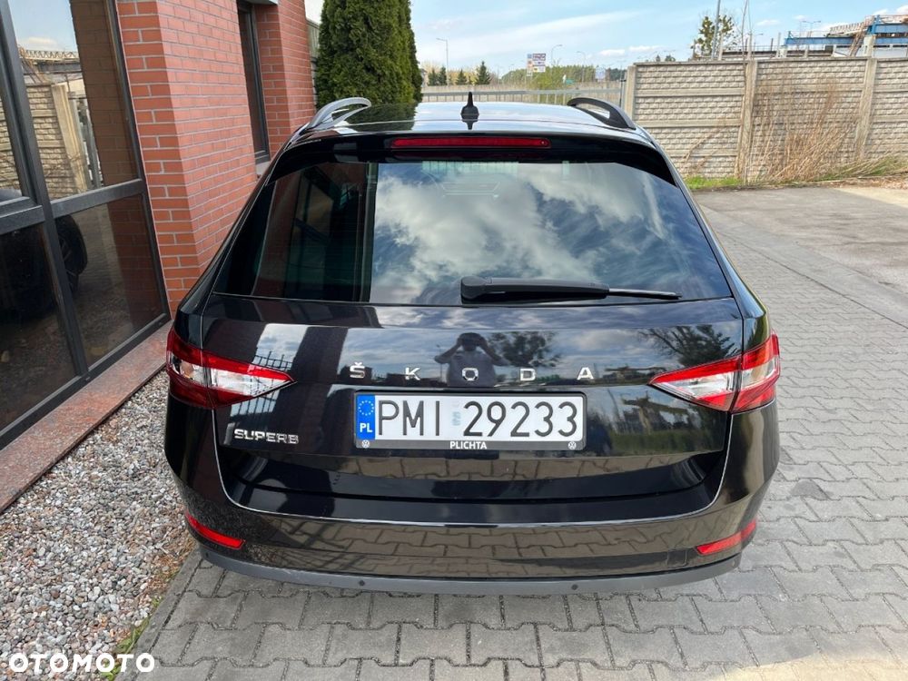 Skoda Superb 2.0 TDI DSG Style - 6