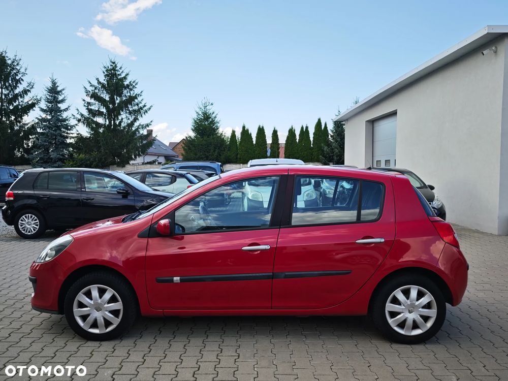 Renault Clio 1.6 16V Expression - 29