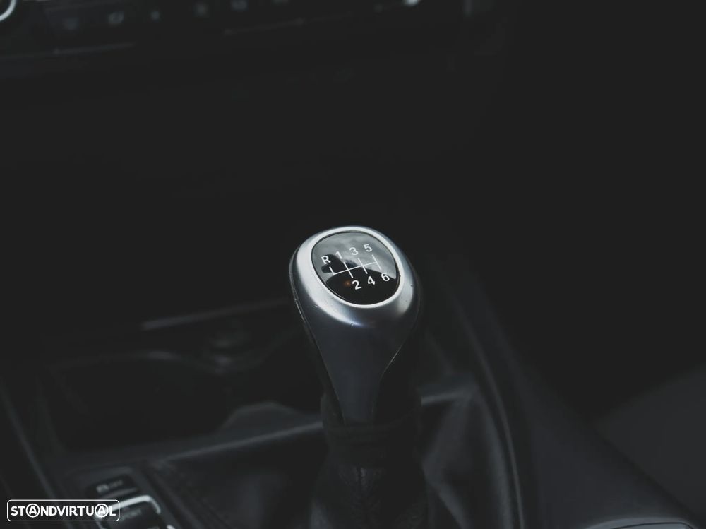 BMW 118 d DPF Edition Sport - 11