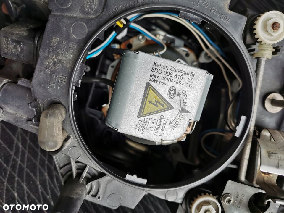 LAMPA XENON VOLVO FH 13 ORYGINAŁ PRAWA - 3