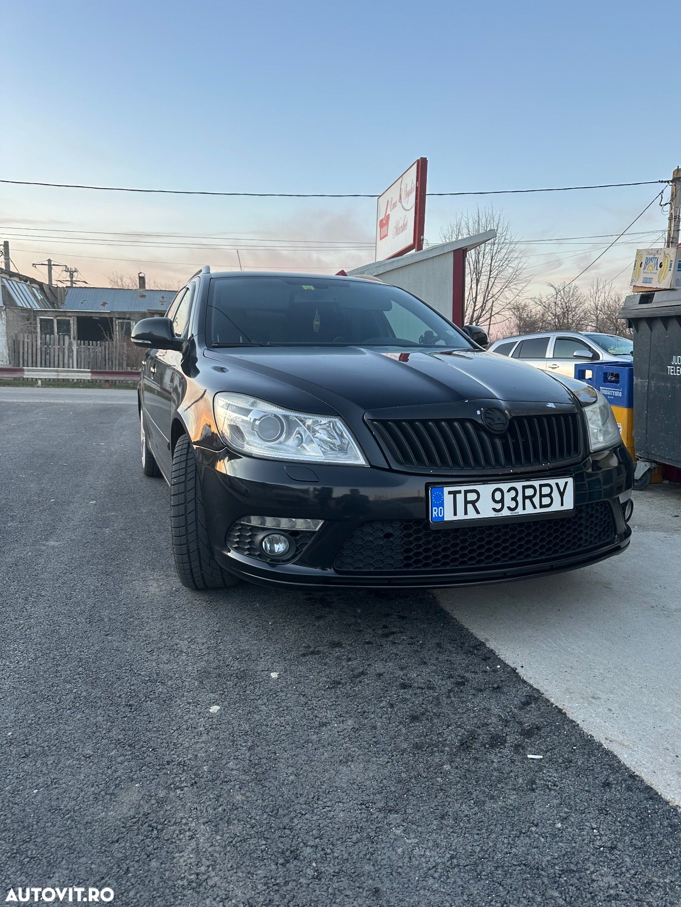 Skoda Octavia Combi 2.0 TDI RS - 1