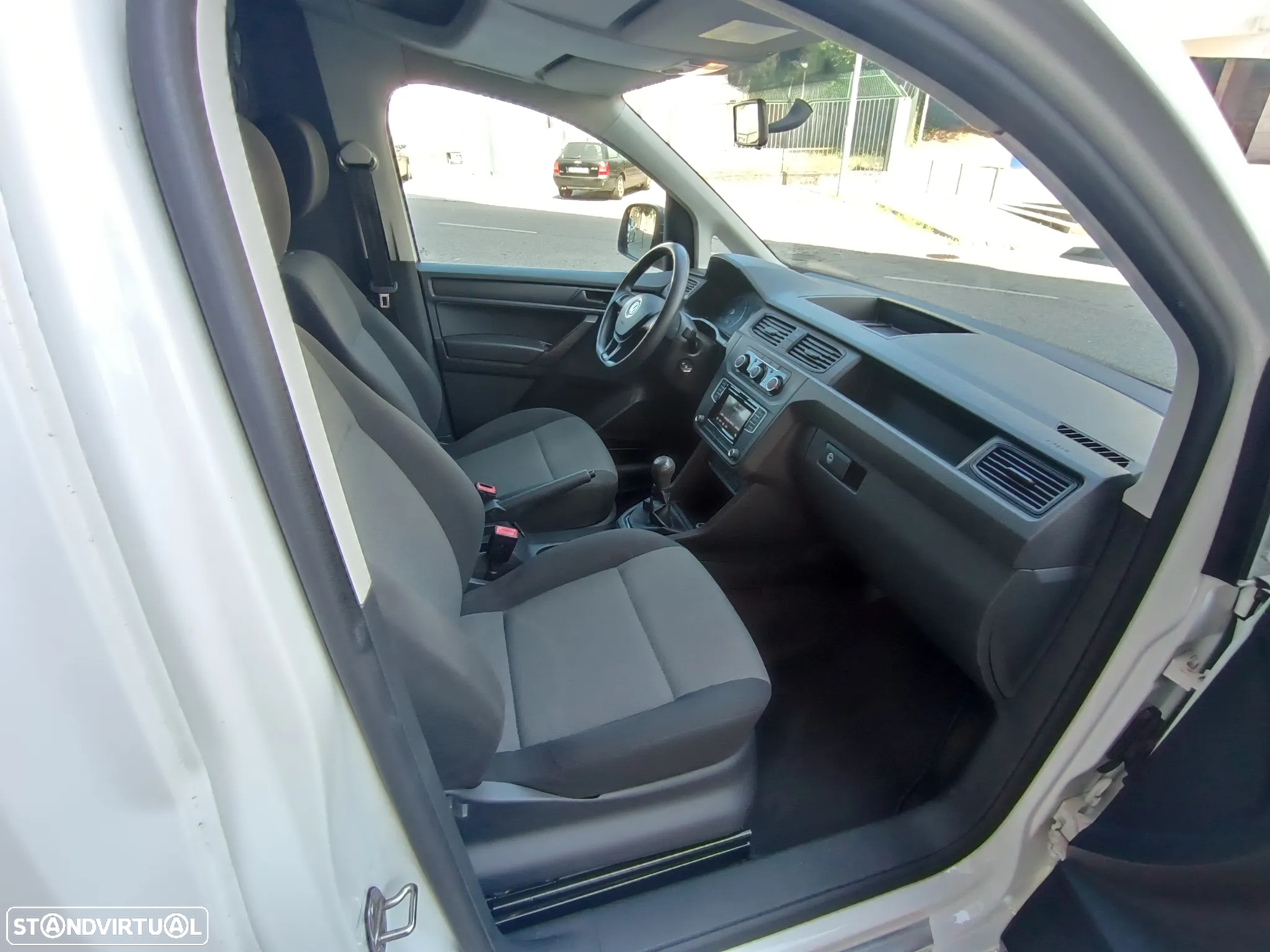 VW CADDY 2.0 TDI apenas 180 mil , nova - 20
