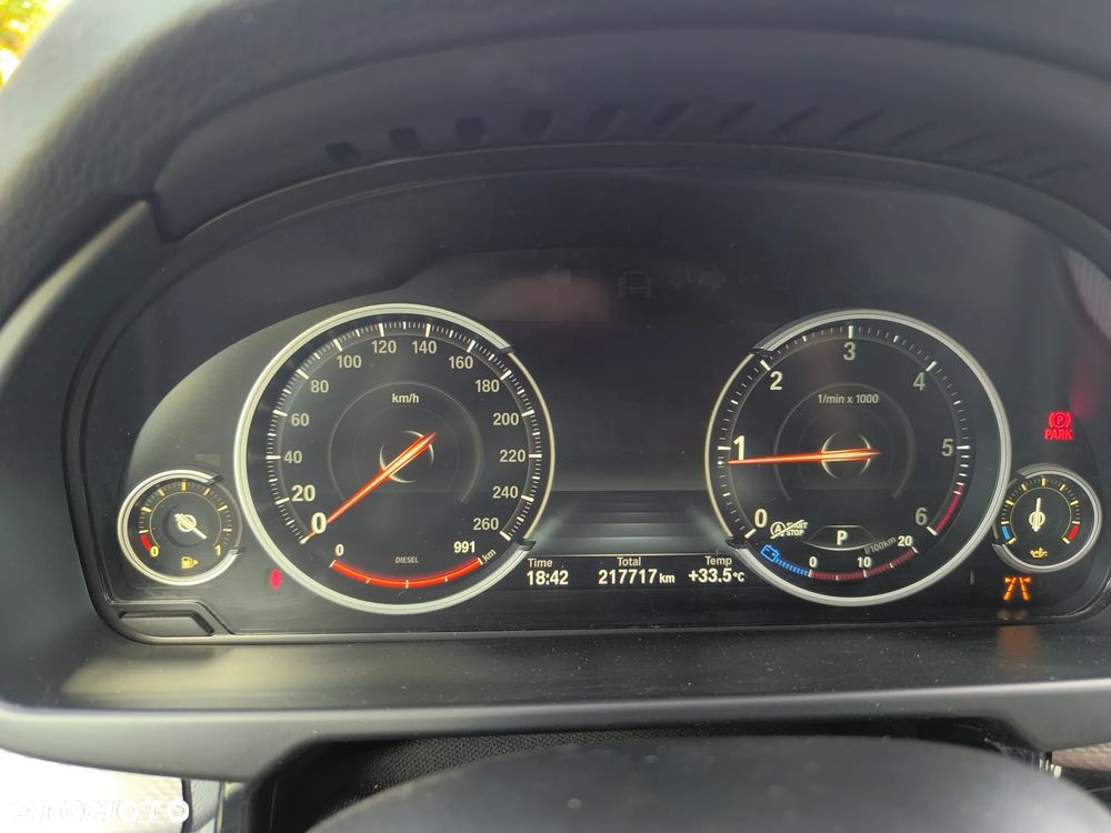 BMW X5 xDrive25d - 17