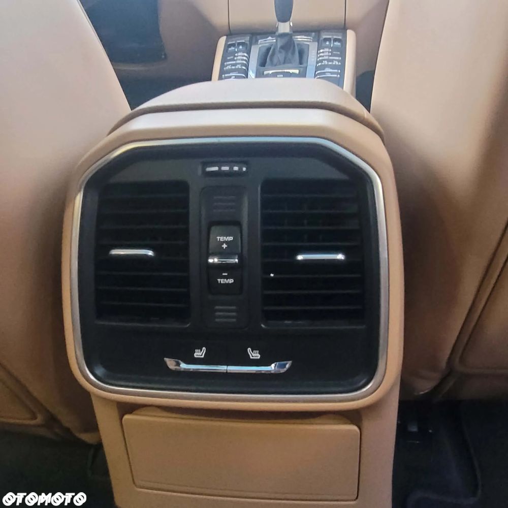 Porsche Macan S - 8
