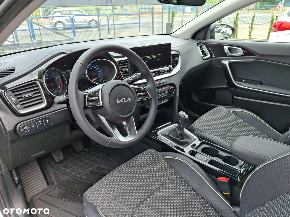 Kia Ceed 1.5 T-GDI Tribute - 9