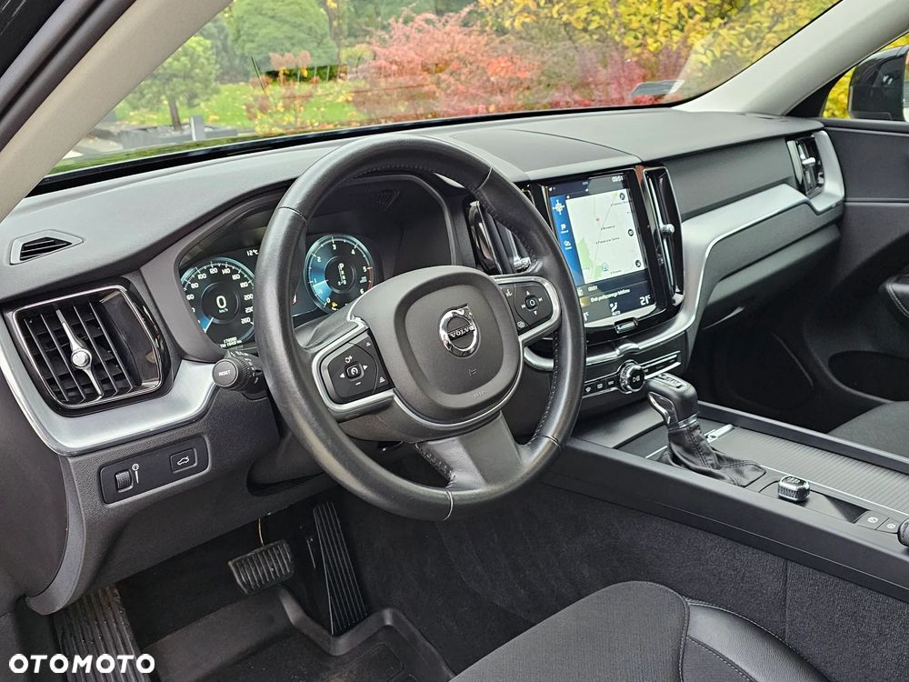 Volvo XC 60 D4 SCR AWD Momentum - 16