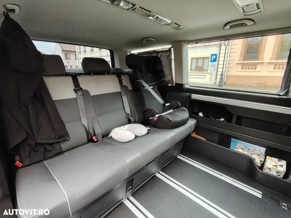 Volkswagen Multivan - 16