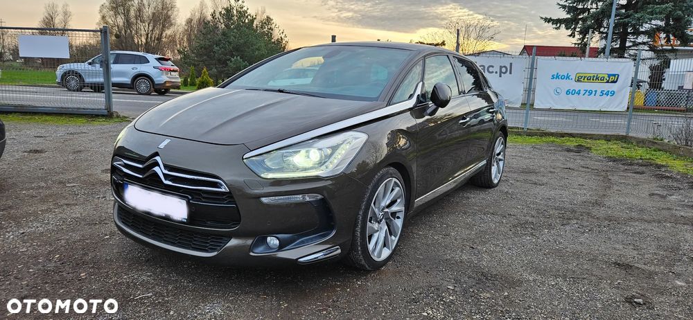 Citroën DS5 THP 200 SoChic - 6
