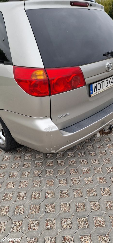 Toyota Sienna 3.3 LE AWD - 7