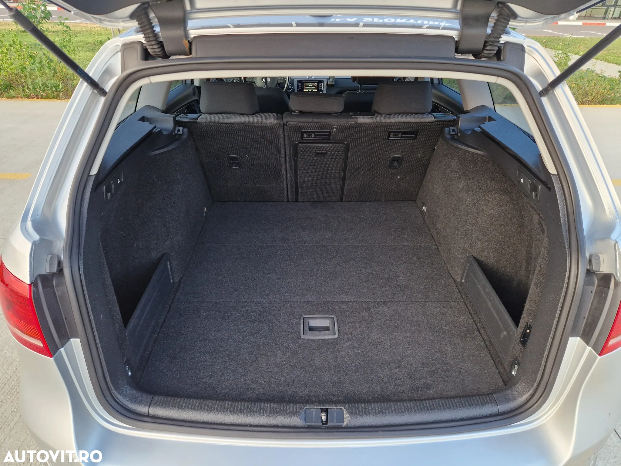 Volkswagen Passat - 16