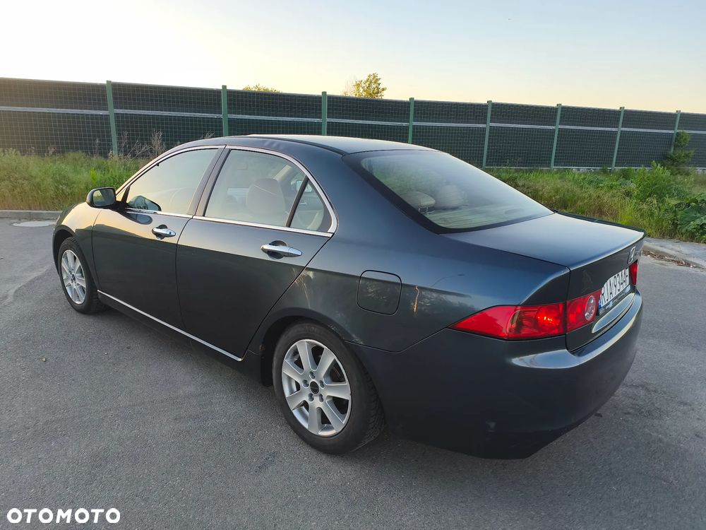 Honda Accord 2.0 Executive - 3