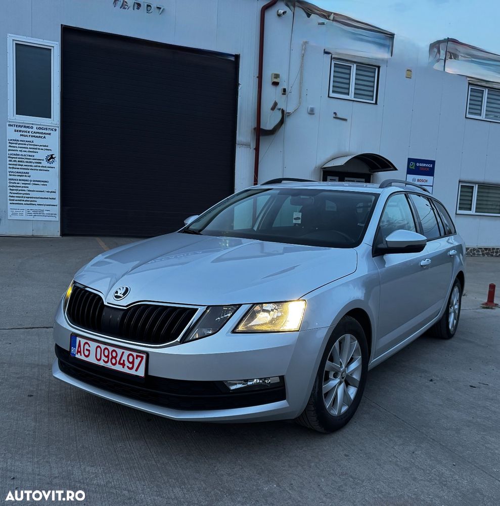 Skoda Octavia - 1