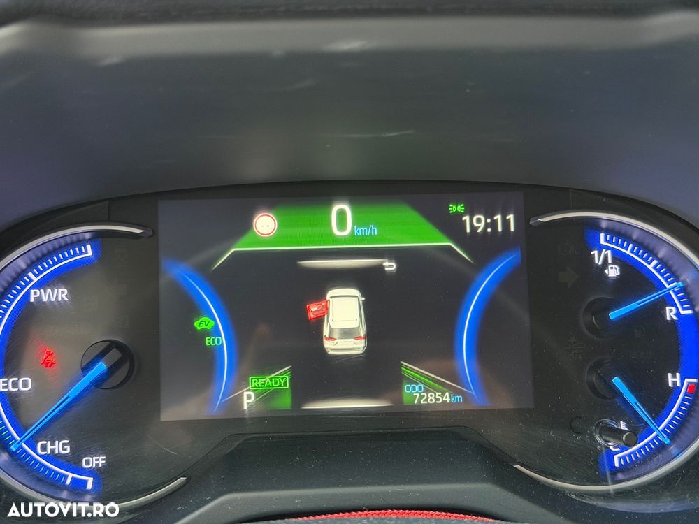 Toyota RAV4 - 11