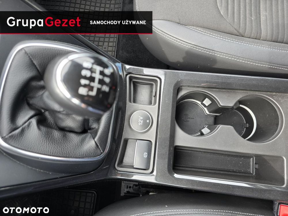 Ford Kuga - 27