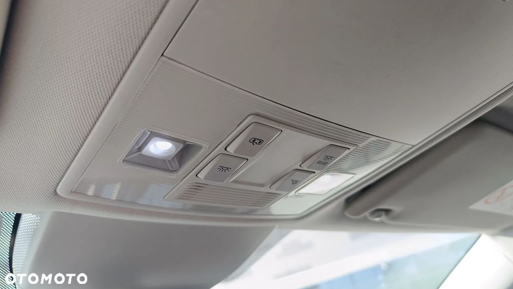 Skoda Superb 2.0 TDI DSG L&K - 28