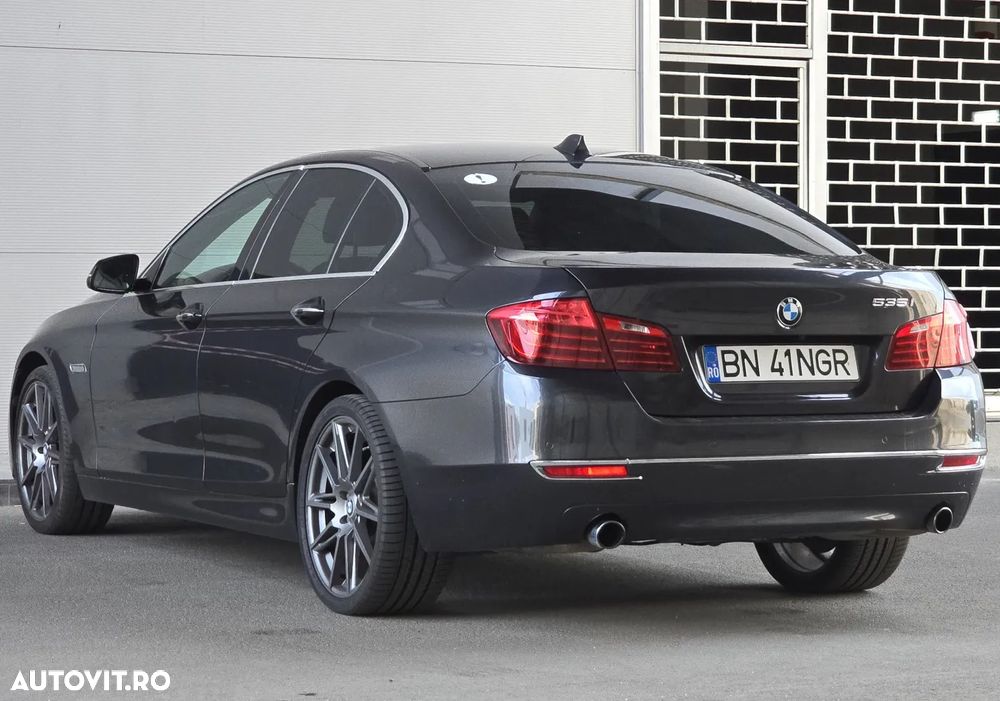 BMW Seria 5 535i xDrive Touring Aut. Luxury Line - 3