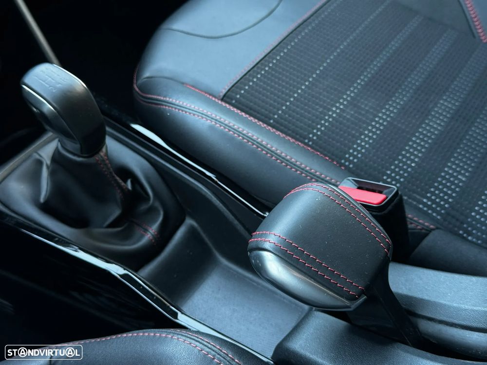 Peugeot 2008 PureTech 110 Stop&Start GT-Line Edition - 18