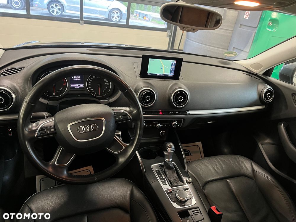 Audi A3 Sportback - 13