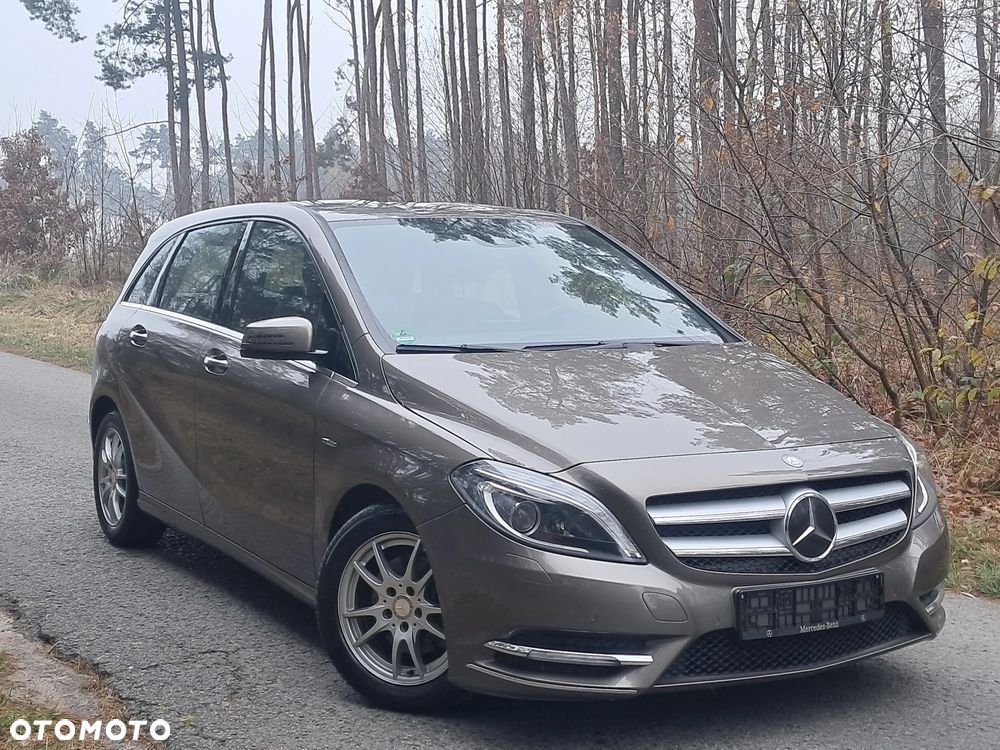 Mercedes-Benz Klasa B 180 BlueEFFICIENCY Edition Style - 18