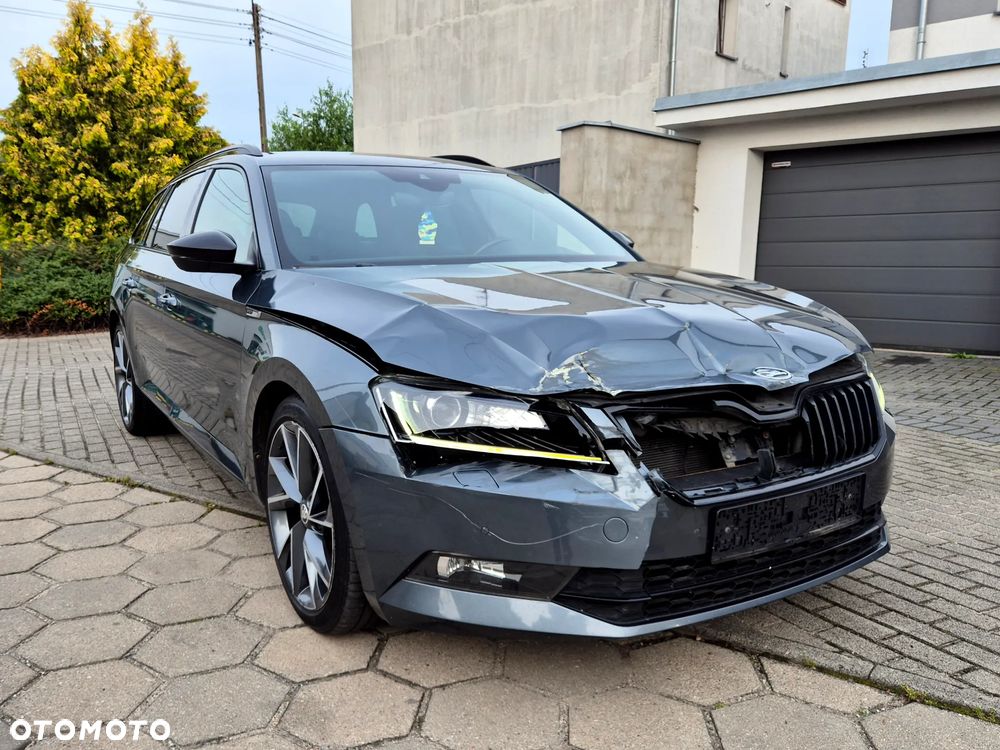 Skoda Superb 2.0 TDI 4x4 Sportline DSG - 2