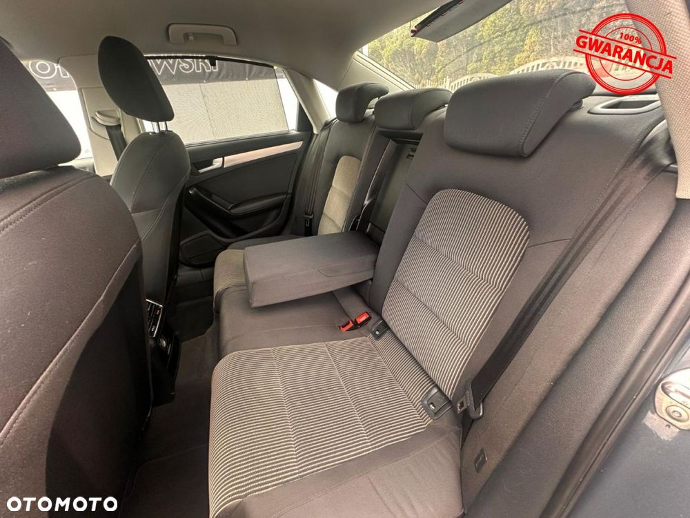Audi A4 Limousine - 32