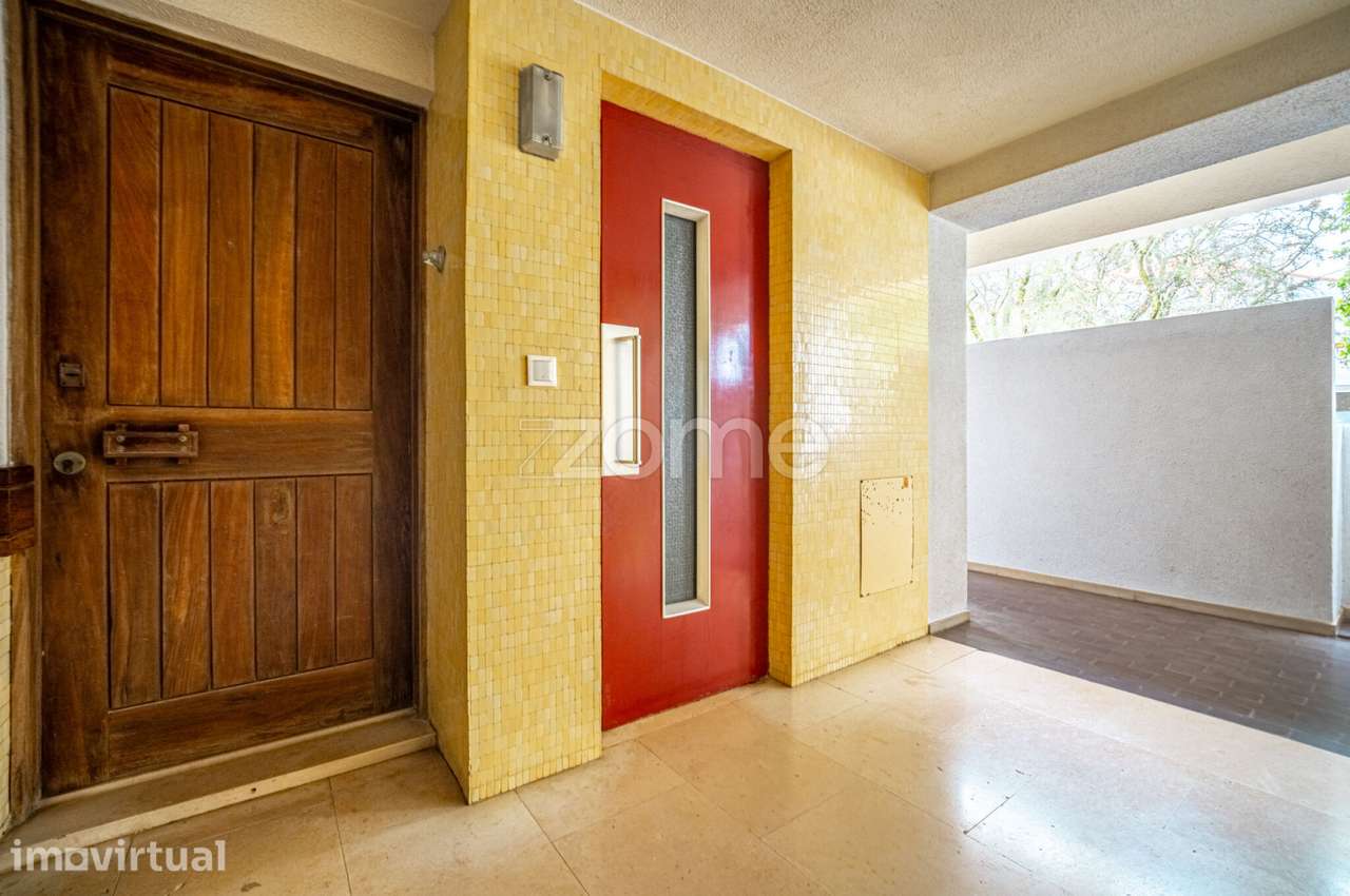Apartamento T1 para arrendar a 100m da praia de Carcavelos e Nova SBE - Grande imagem: 3/19