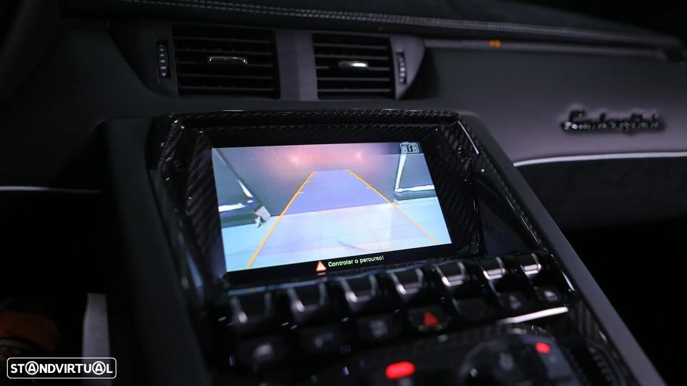 Lamborghini Aventador 6.5 V12 LP750-4 SV - 26