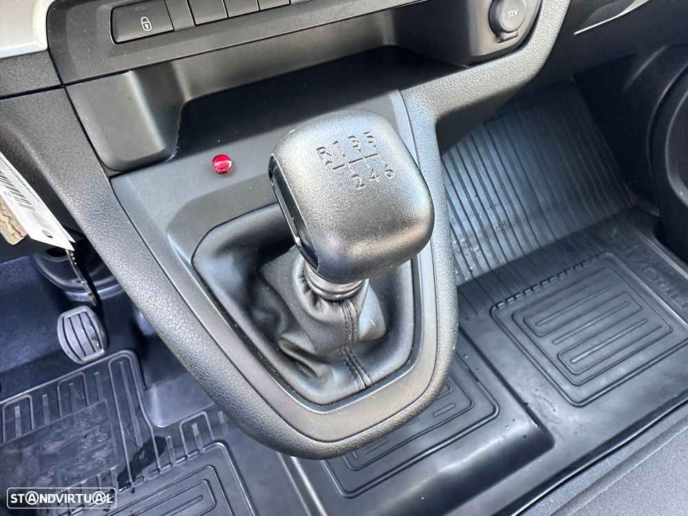 Toyota Proace Verso 1.6 D-4D L1 Shuttle 9L - 17