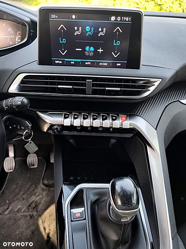 Peugeot 3008 PureTech 130 Stop & Start GPF Active - 14