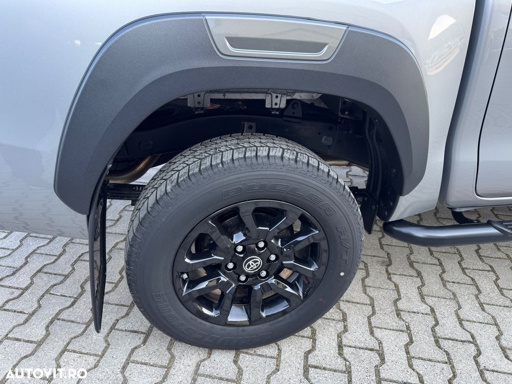 Toyota Hilux 4x4 Double Cab MHEV Autm. Invincible - 6