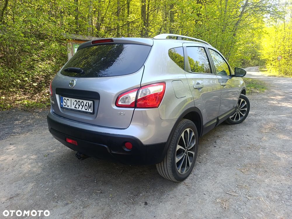 Nissan Qashqai 2.0 dCi 4x4 Tekna Premium - 8
