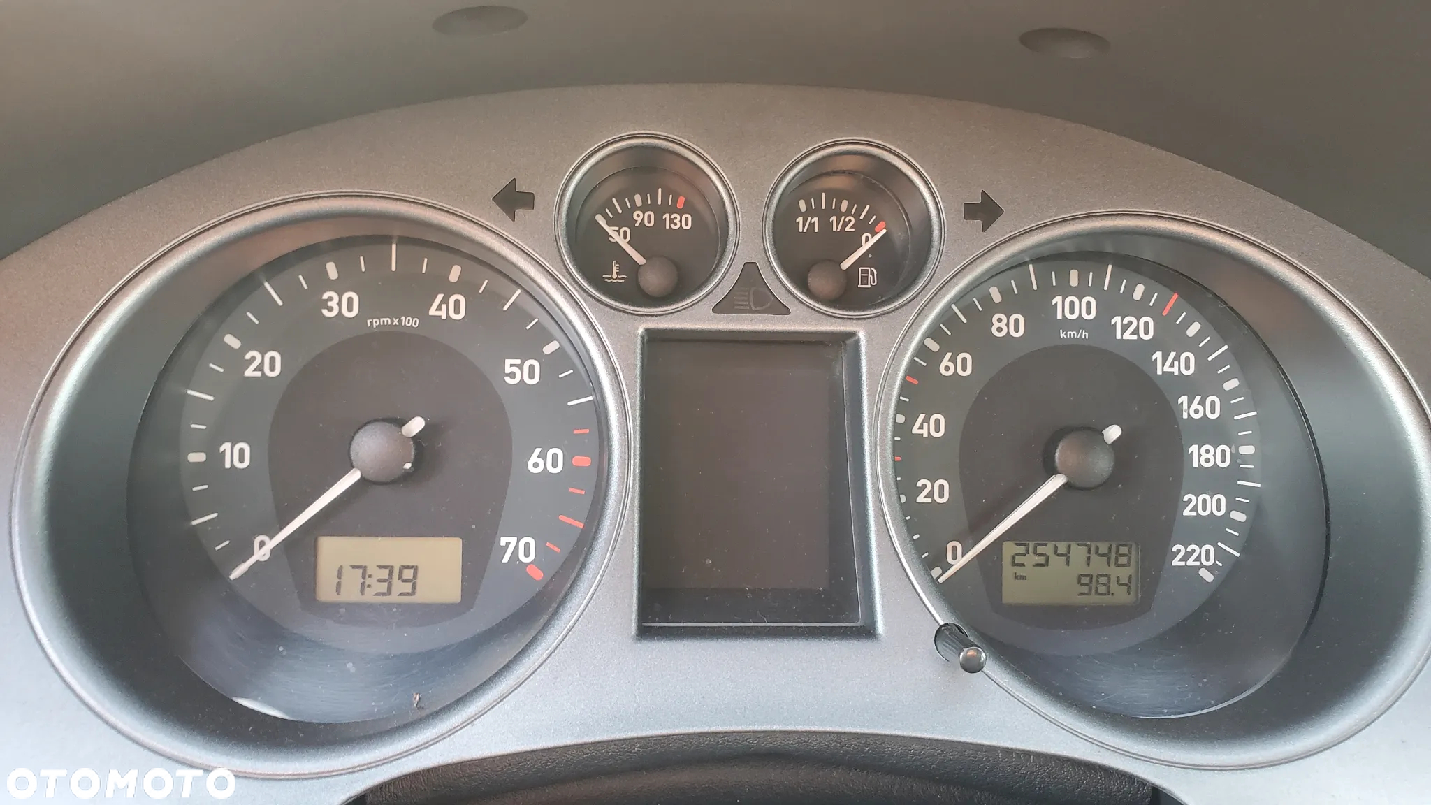Seat Ibiza 1.4 16V Reference - 8