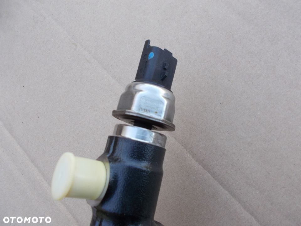 LISTWA WTRYSKOWA 1.4 1.6 DISEL FORD 9654592680 MAZDA Y603-13-GCO - 5