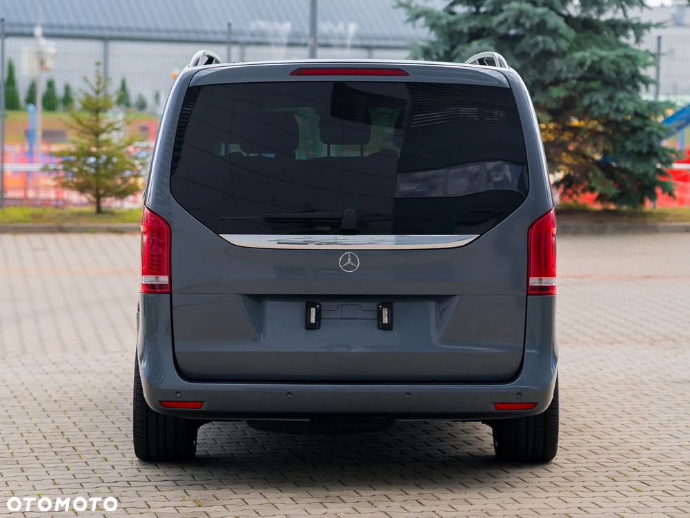 Mercedes-Benz Klasa V 250 (BlueTEC) d extralang 7G-TRONIC Avantgarde - 11