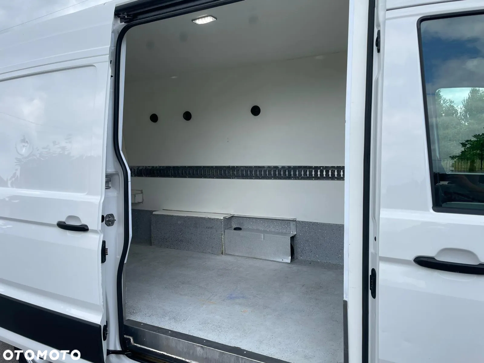 Volkswagen CRAFTER IZOTERMA/CHŁODNIA - 10