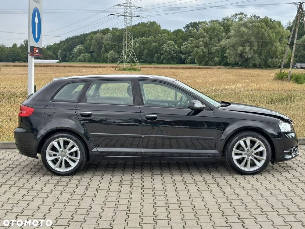 Audi A3 Sportback - 8