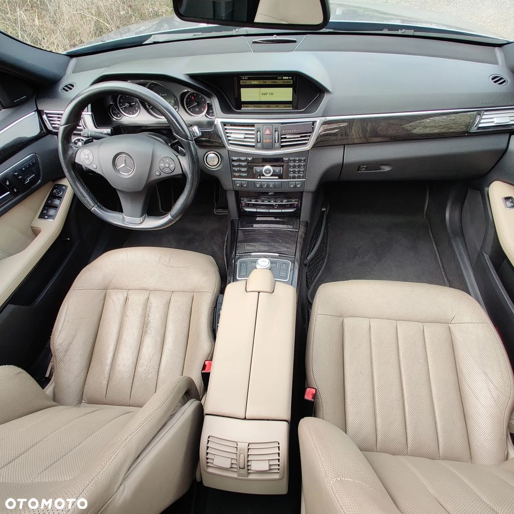 Mercedes-Benz Klasa E - 19