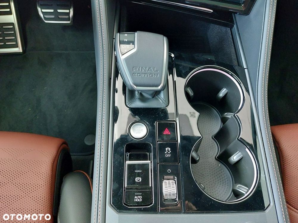 Volkswagen Touareg - 11
