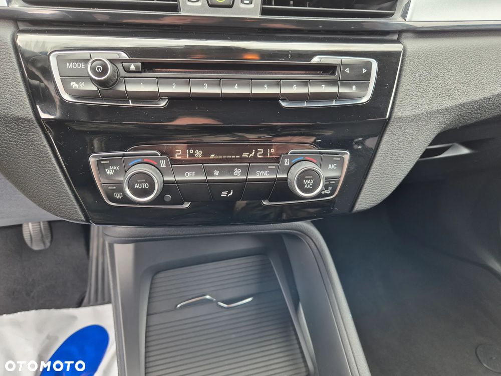 BMW X1 xDrive20d xLine - 32
