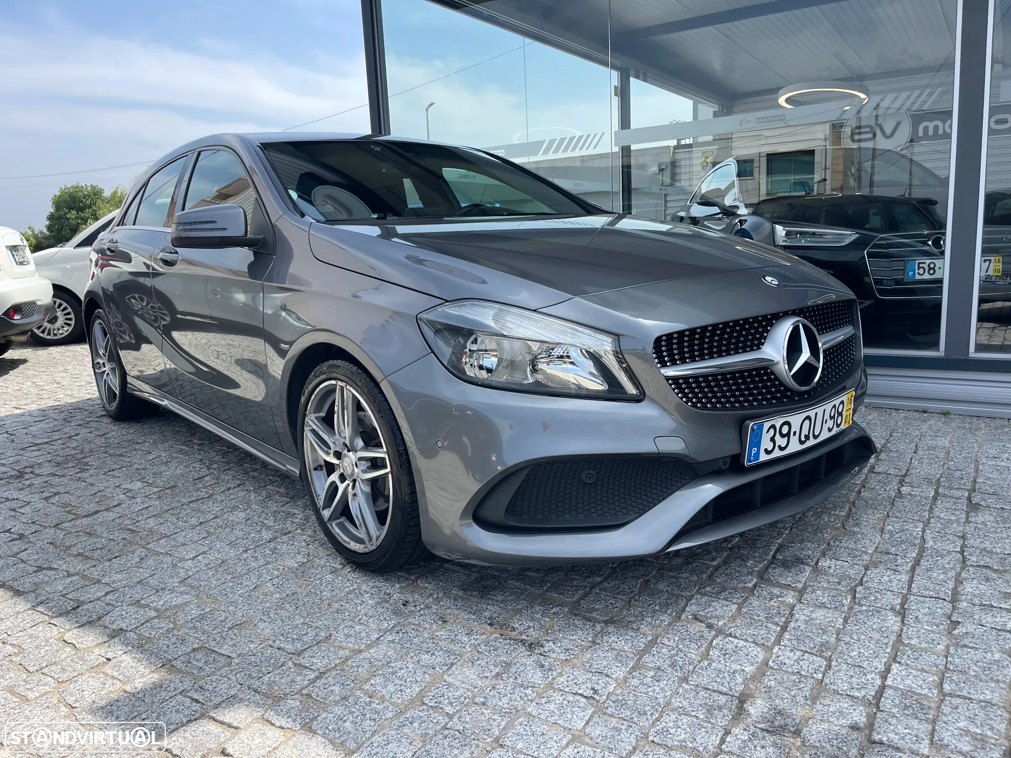 Mercedes-Benz A 180 d AMG Line - 2