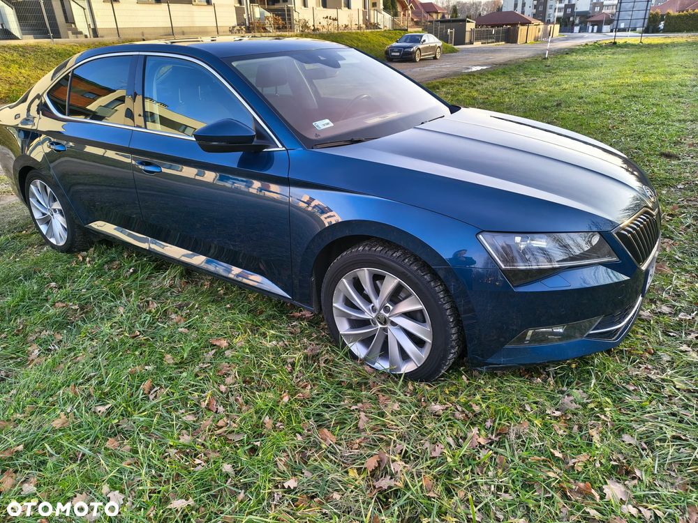 Skoda Superb 2.0 TDI SCR Style DSG - 1